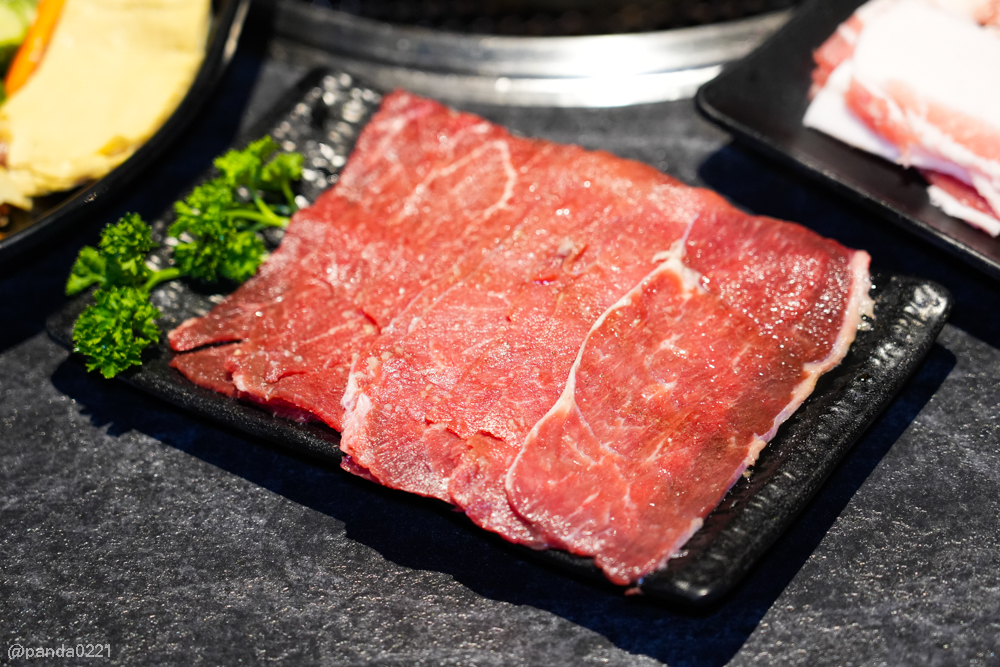 桃園中壢|崎森燒肉吃到飽.牛豬雞隨你烤,還有壽喜燒、咖哩飯、冰品飲料吃到飽只要460元起!