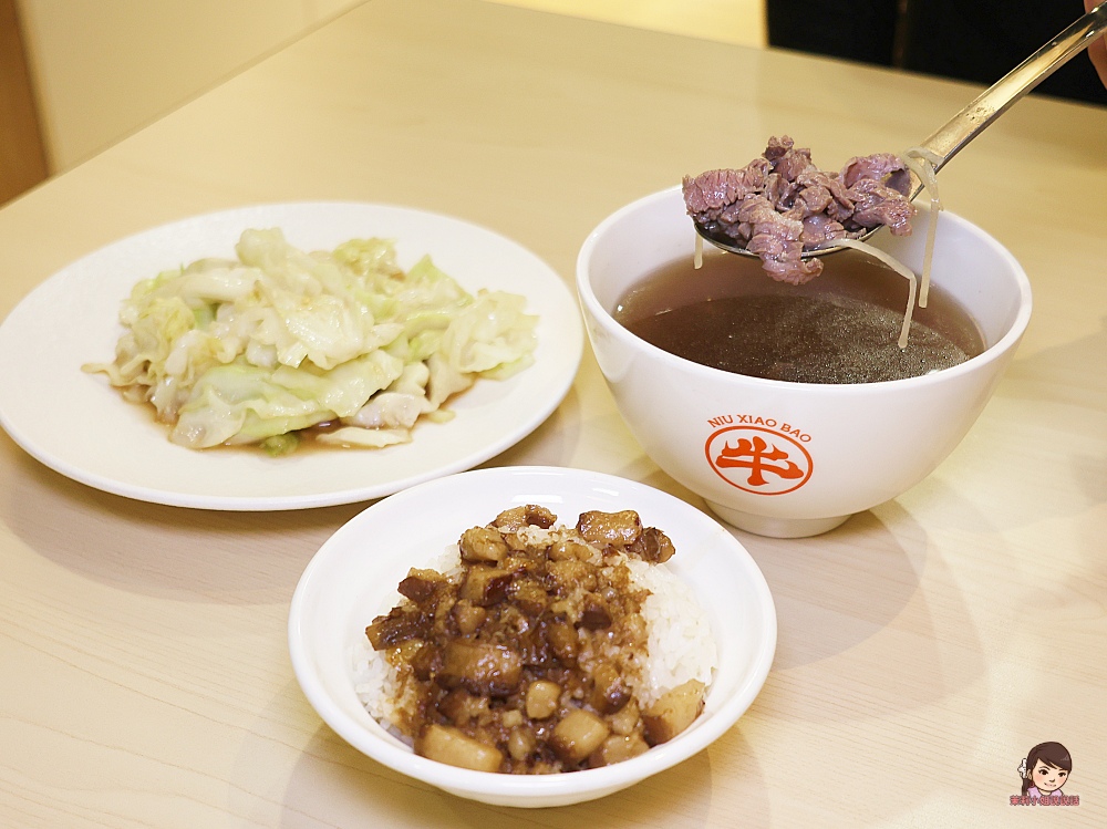 高雄溫體牛火鍋