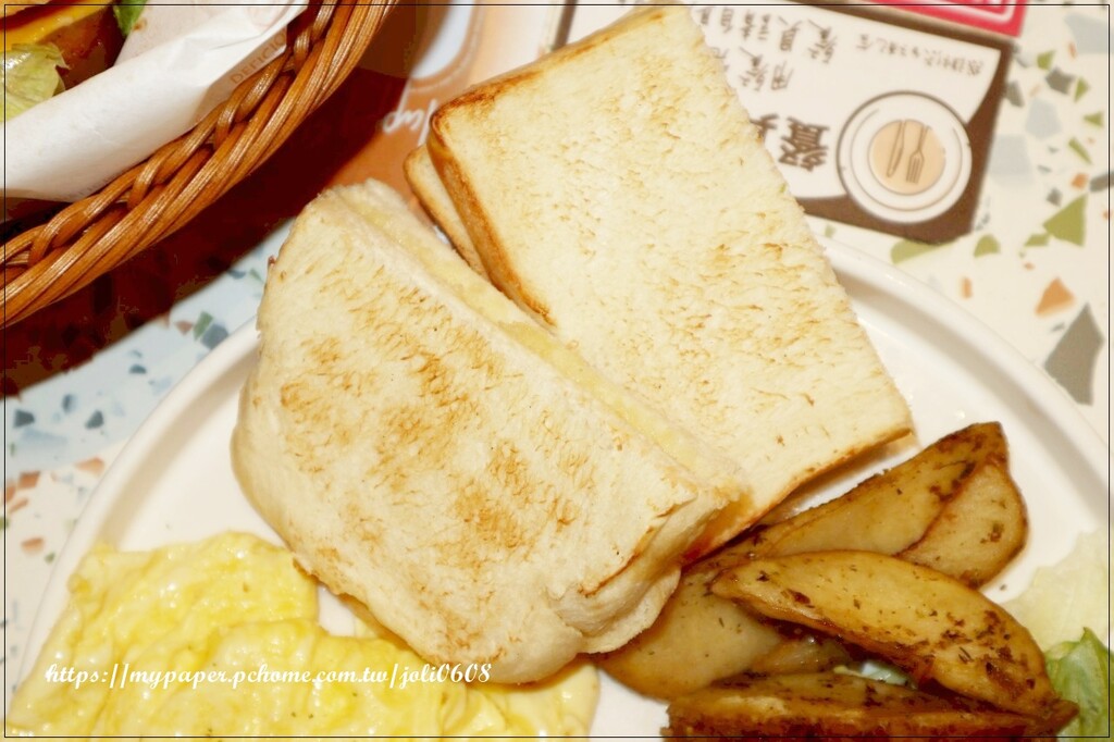 桃園市桃園區【壹樓早餐】桃園市府店~桃園早餐推薦 桃園早午餐推薦 台味鹹香新品上市 超級對味吃了真的會上癮