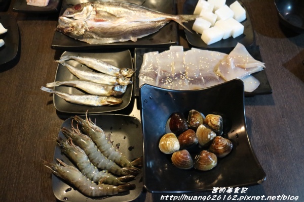 77巷燒肉屋(原:昭和園杭州店):【台北中正區】中秋燒肉大推薦『77巷燒肉屋(原:昭和園杭州店)』套餐、吃到飽任你選、捷運善導寺站 77巷燒肉屋(原:昭和園杭州店):【台北中正區】中秋燒肉大推薦『77巷燒肉屋(原:昭和園杭州店)』套餐、吃到飽任你選、捷運善導寺站