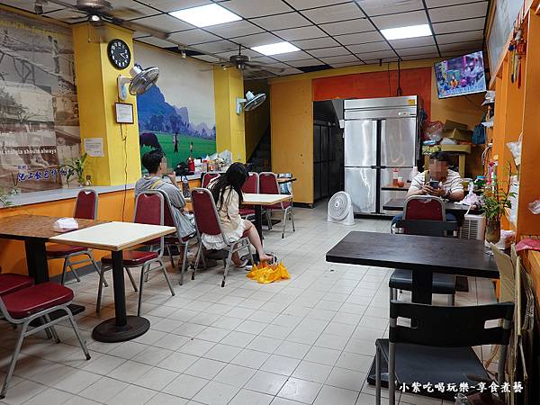 內用環境-南方澳最大的蝦餅.jpg