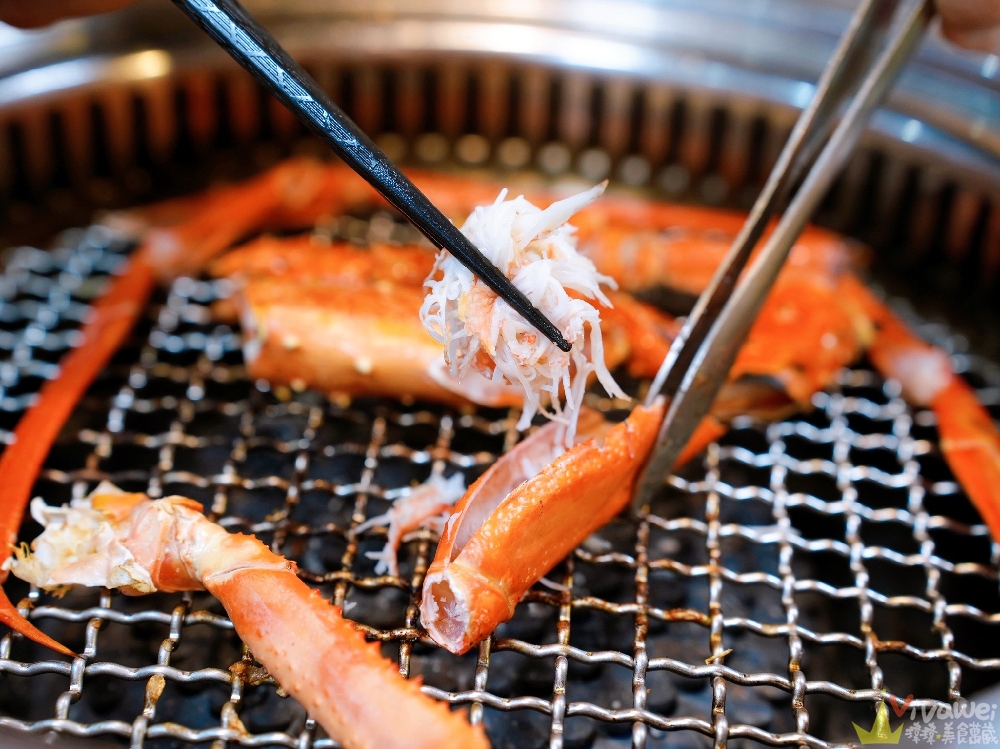 【三柒燒肉專門店】燒肉&火鍋吃到飽628元起！另有高檔的日本A5和牛&波士頓龍蝦&松葉蟹腳&鱈場蟹腳&澎湖活凍明蝦吃到飽套餐！