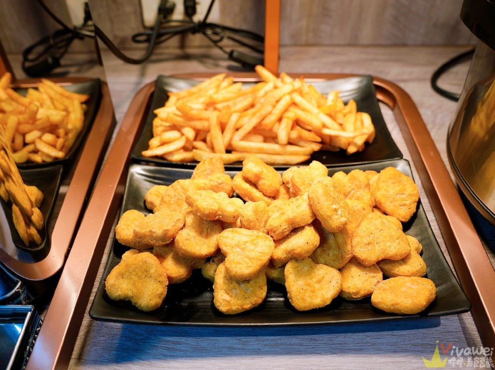 【三柒燒肉專門店】燒肉&火鍋吃到飽628元起！另有高檔的日本A5和牛&波士頓龍蝦&松葉蟹腳&鱈場蟹腳&澎湖活凍明蝦吃到飽套餐！