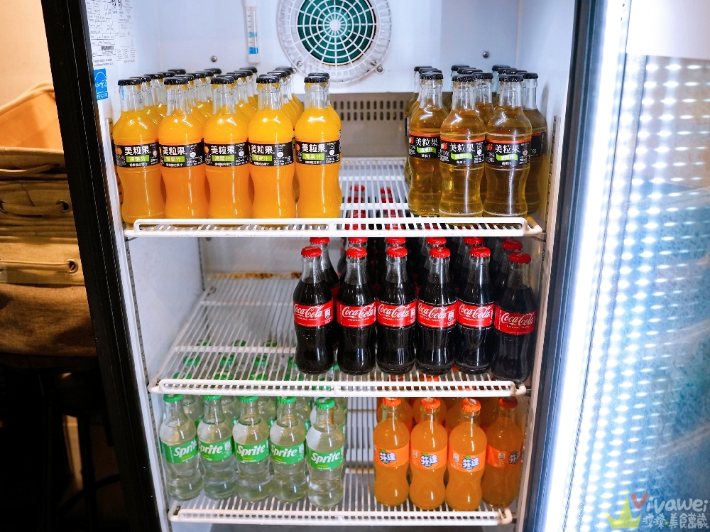 【鍋強強極緻火鍋】新升級桌邊蔬菜免費續加&氣泡飲料暢飲&指定套餐+100元肉肉吃到飽！附設免費停車場~親子友善餐廳~回訪多次的質感火鍋店！