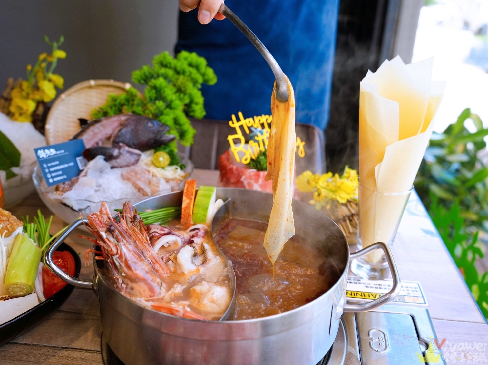 【鍋強強極緻火鍋】新升級桌邊蔬菜免費續加&氣泡飲料暢飲&指定套餐+100元肉肉吃到飽！附設免費停車場~親子友善餐廳~回訪多次的質感火鍋店！