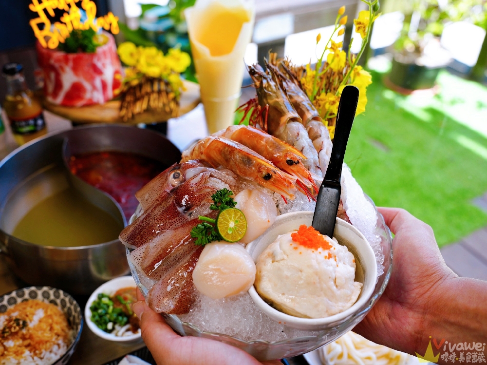 【鍋強強極緻火鍋】新升級桌邊蔬菜免費續加&氣泡飲料暢飲&指定套餐+100元肉肉吃到飽！附設免費停車場~親子友善餐廳~回訪多次的質感火鍋店！