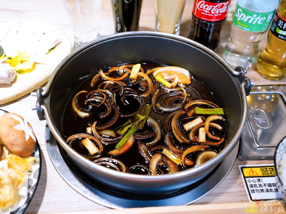 【鍋強強極緻火鍋】新升級桌邊蔬菜免費續加&氣泡飲料暢飲&指定套餐+100元肉肉吃到飽！附設免費停車場~親子友善餐廳~回訪多次的質感火鍋店！