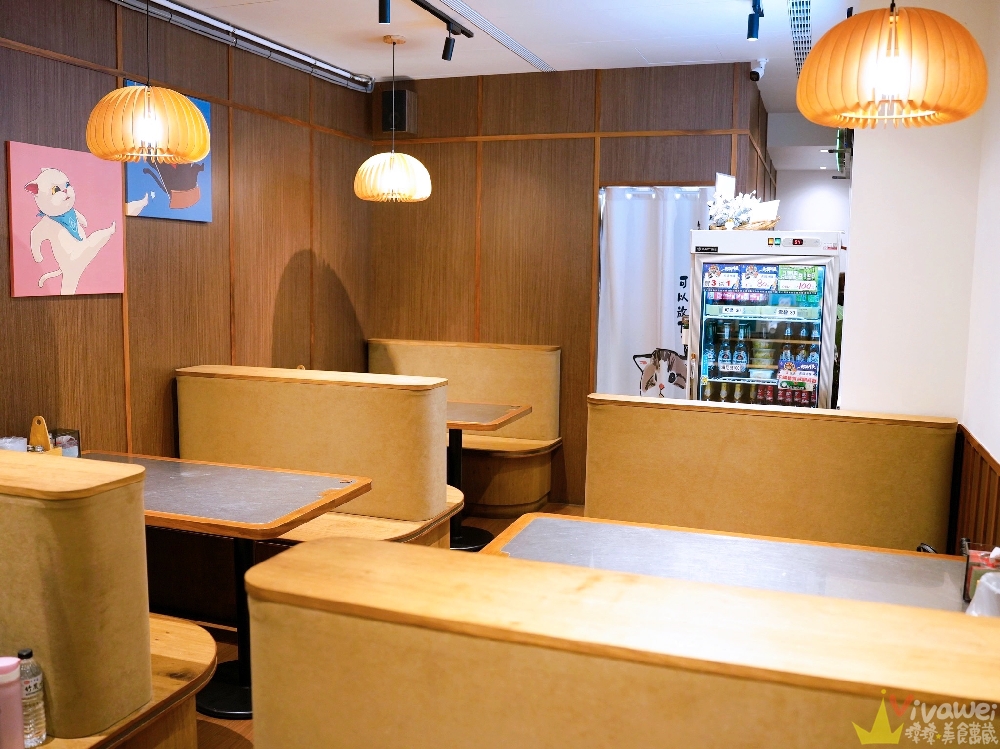 【炸巔炸物】營業至凌晨三點半的炸物&烤物專賣！兩層樓的內用座位~二樓還有投影螢幕可包場！