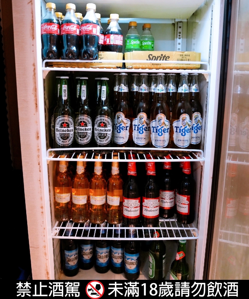 【炸巔炸物】營業至凌晨三點半的炸物&烤物專賣！兩層樓的內用座位~二樓還有投影螢幕可包場！