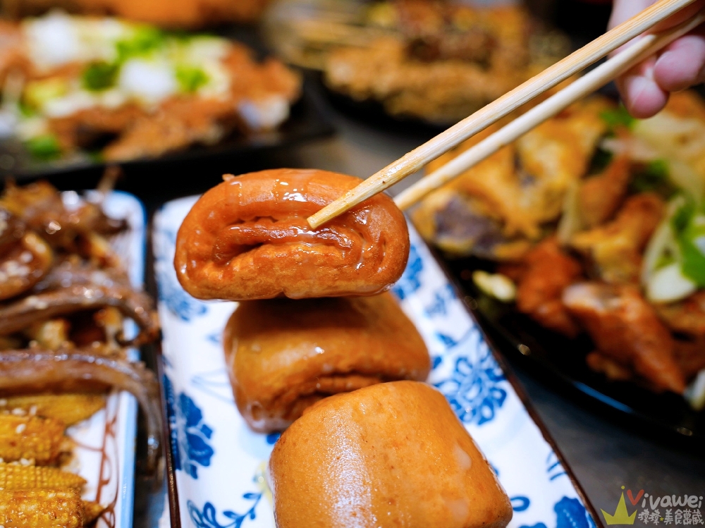 【炸巔炸物】營業至凌晨三點半的炸物&烤物專賣！兩層樓的內用座位~二樓還有投影螢幕可包場！