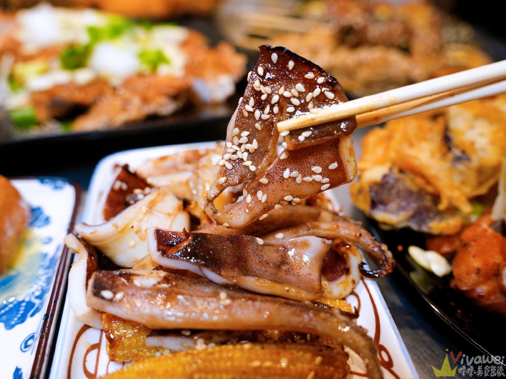 【炸巔炸物】營業至凌晨三點半的炸物&烤物專賣！兩層樓的內用座位~二樓還有投影螢幕可包場！