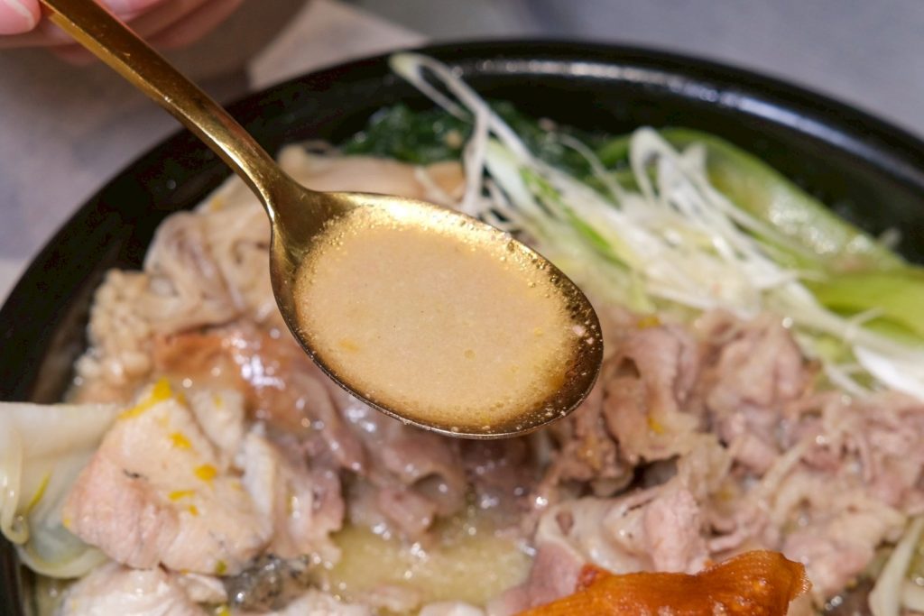 中山站美食新開店！最強南洋湯品專賣 南洋湯研所Coco MaMa，泰奶霜淇淋吃到飽。