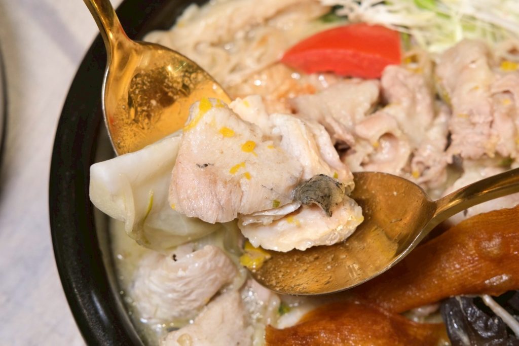 中山站美食新開店！最強南洋湯品專賣 南洋湯研所Coco MaMa，泰奶霜淇淋吃到飽。