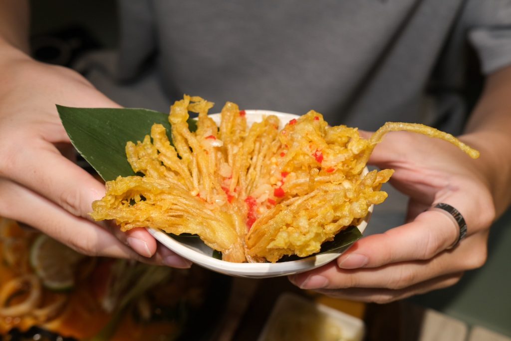 中山站美食新開店！最強南洋湯品專賣 南洋湯研所Coco MaMa，泰奶霜淇淋吃到飽。