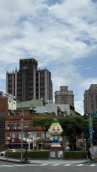 IMG_9215.jpg IMG_9215.jpg