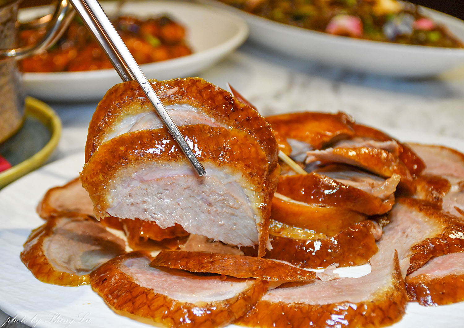 聚餐新選擇，一定要點烤鴨三吃！