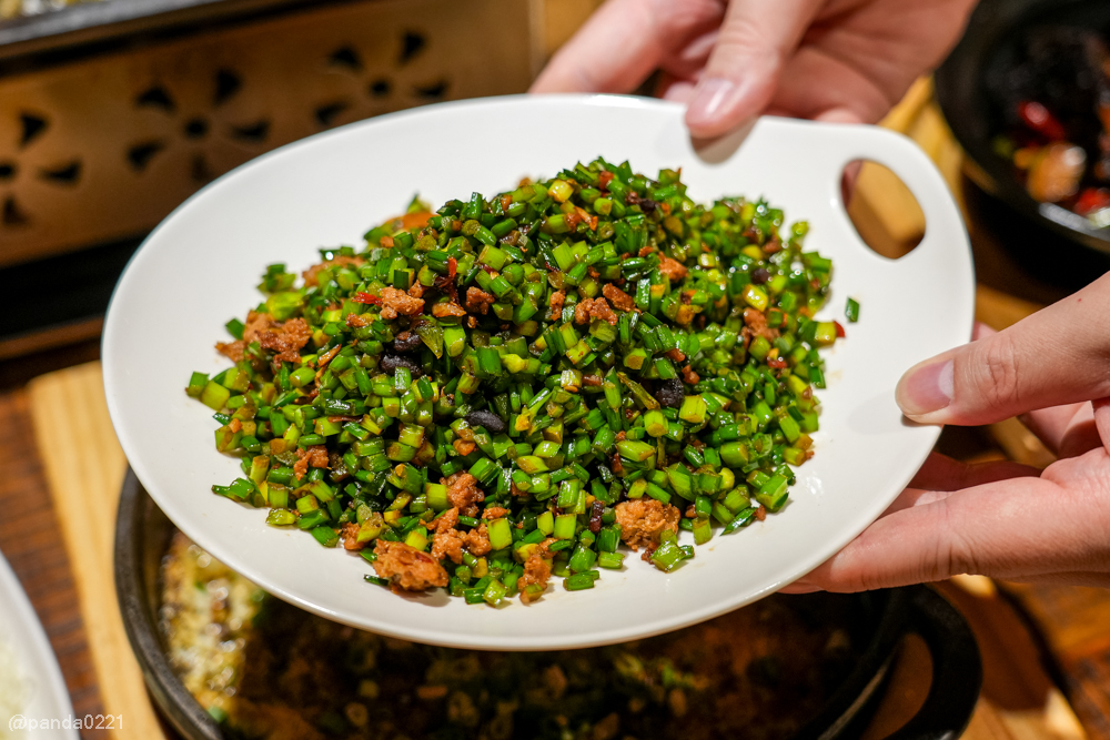 桃園|蜀川香 酸菜魚-桃園遠百店.正宗四川酸菜魚必吃推薦!酸香麻辣太上癮~