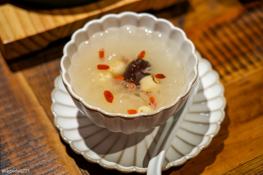 桃園|蜀川香 酸菜魚-桃園遠百店.正宗四川酸菜魚必吃推薦!酸香麻辣太上癮~