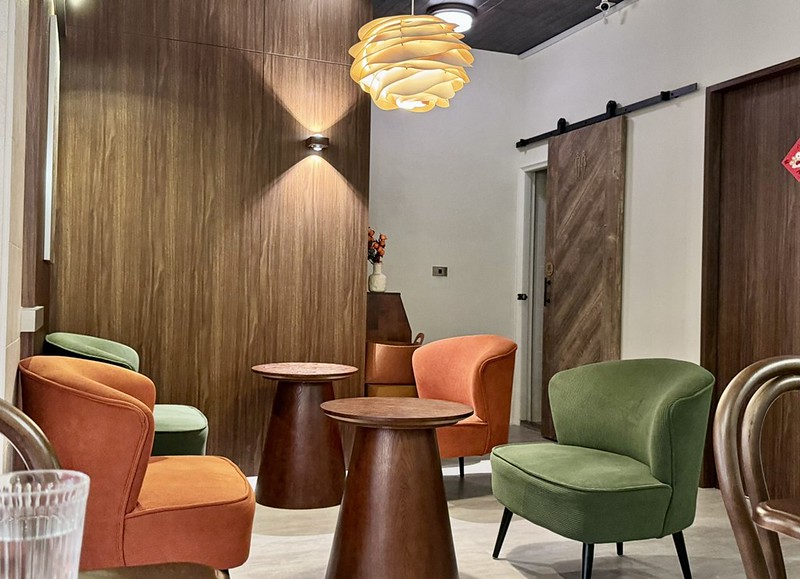 江子翠咖啡廳推薦!起飛降落cheesewithjam甜點配滷肉飯,巴斯克乳酪必吃。