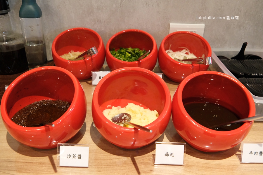 涮一口直接升天！這家溫體牛肉太扯，每一口都爆汁！