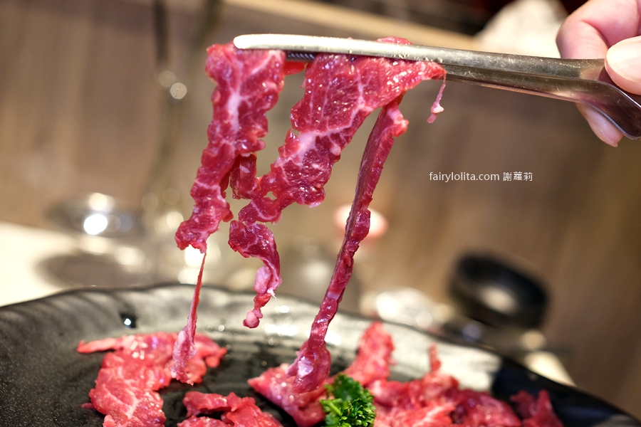 涮一口直接升天！這家溫體牛肉太扯，每一口都爆汁！