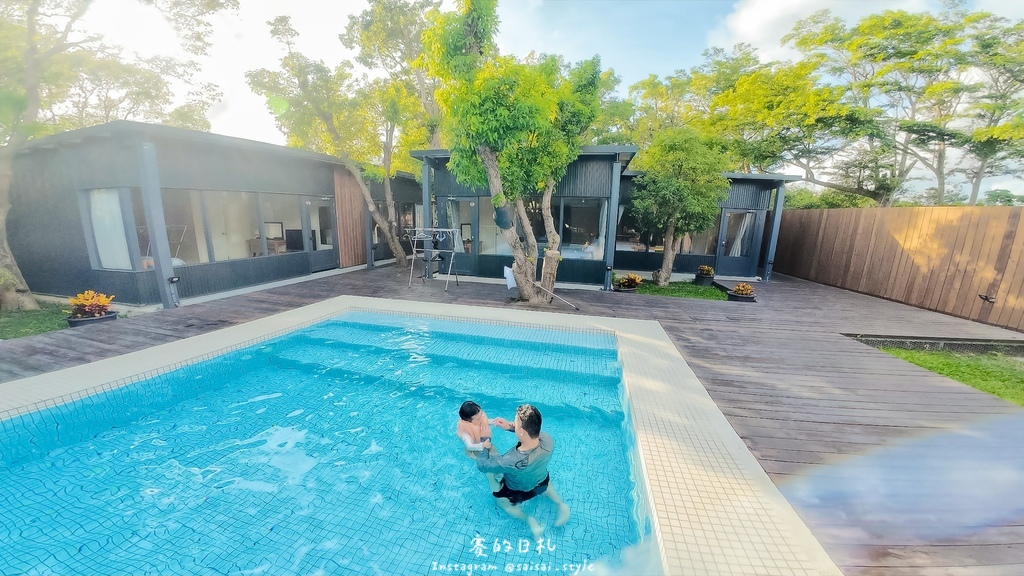 恆春超美秘境Villa推薦！森深小苑超寬敞空間、室內客廳涼爽，享療癒假期