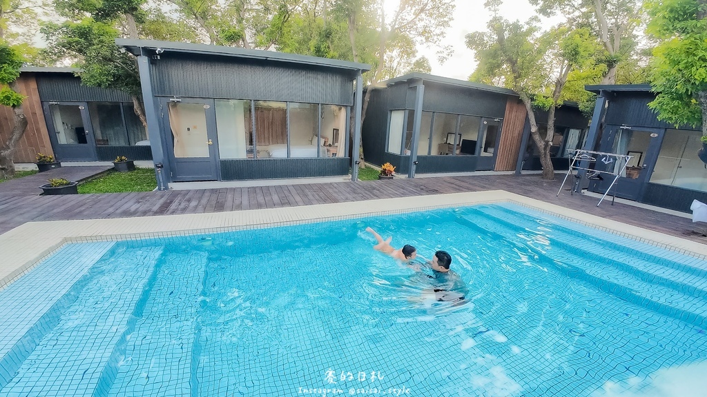 恆春超美秘境Villa推薦！森深小苑超寬敞空間、室內客廳涼爽，享療癒假期