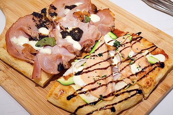 沒去過義大利羅馬？也要吃過羅馬披薩！高雄羅馬披薩至聖店Rom’antica Pizza用料實在～