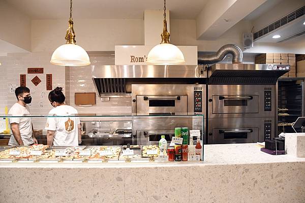 沒去過義大利羅馬？也要吃過羅馬披薩！高雄羅馬披薩至聖店Rom’antica Pizza用料實在～