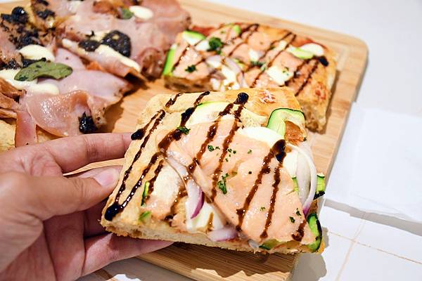 沒去過義大利羅馬？也要吃過羅馬披薩！高雄羅馬披薩至聖店Rom’antica Pizza用料實在～