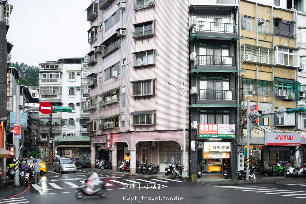 基隆炸雞推薦_鮮樂炸雞,65元脆皮雞排很有存在感!獨家醃料香氣吃過會想念,基隆宵夜美食推薦_2025菜單 – 冠婷生活趣