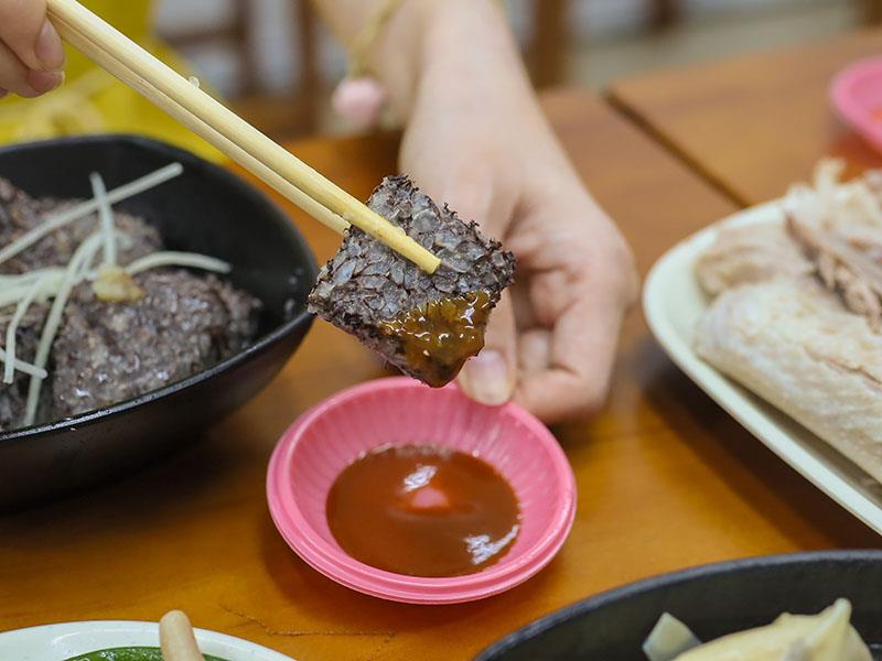 超夯鵝肉便當插旗頭份!鵝肉飯便當90元起,隱藏版涼拌鵝腸必點。