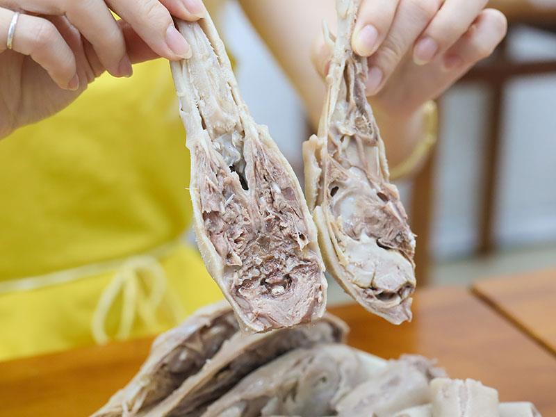 超夯鵝肉便當插旗頭份!鵝肉飯便當90元起,隱藏版涼拌鵝腸必點。