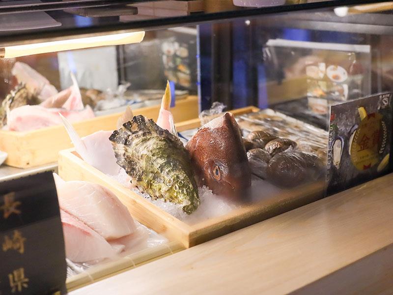 竹北日本料理！金賞壽司隘口店插旗竹北高鐵，豪華船型刺身推薦必吃。