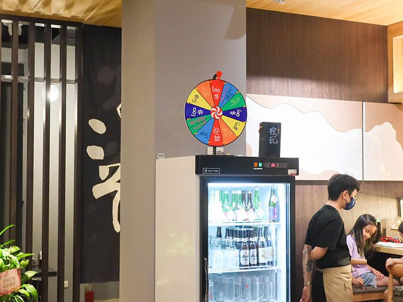 竹北日本料理！金賞壽司隘口店插旗竹北高鐵，豪華船型刺身推薦必吃。