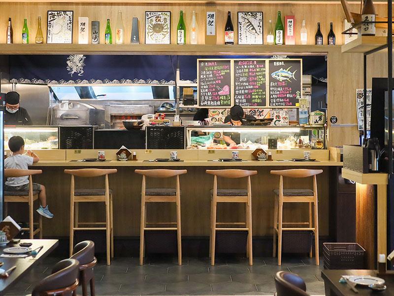 竹北日本料理！金賞壽司隘口店插旗竹北高鐵，豪華船型刺身推薦必吃。