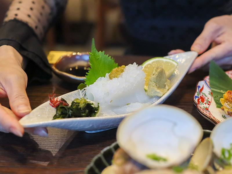 竹北日本料理！金賞壽司隘口店插旗竹北高鐵，豪華船型刺身推薦必吃。