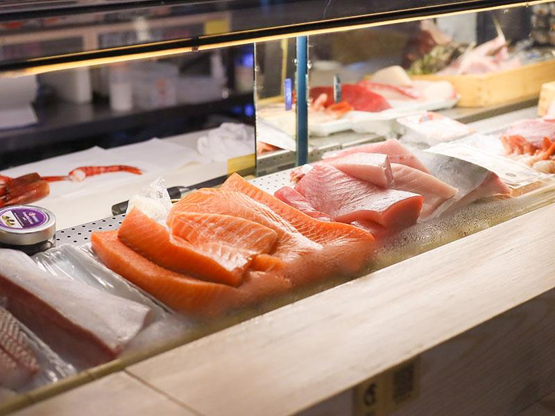 竹北日本料理！金賞壽司隘口店插旗竹北高鐵，豪華船型刺身推薦必吃。