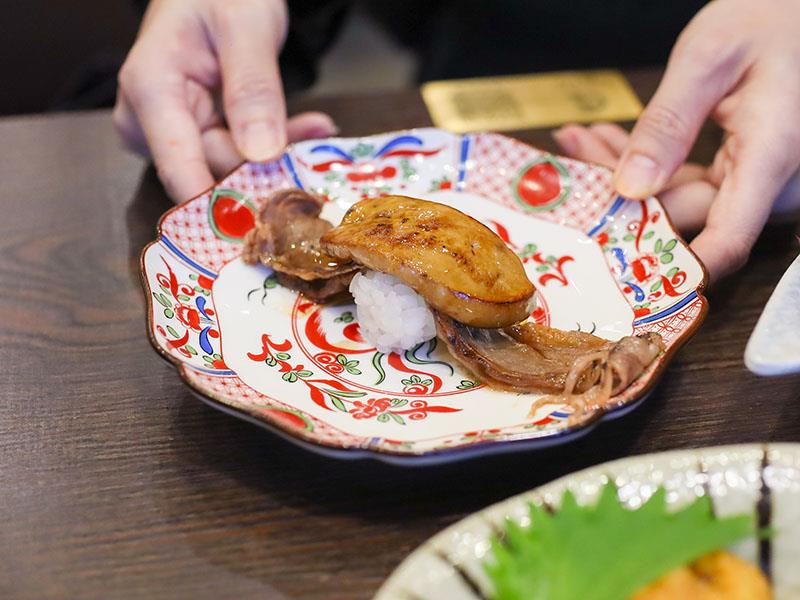 竹北日本料理！金賞壽司隘口店插旗竹北高鐵，豪華船型刺身推薦必吃。