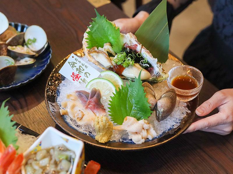 竹北日本料理！金賞壽司隘口店插旗竹北高鐵，豪華船型刺身推薦必吃。