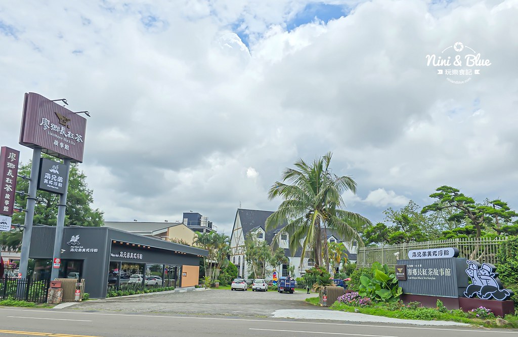 兩兄弟美式河粉，超狂牛肉湯頭濃郁到上癮！紅玉紅茶免費暢飲