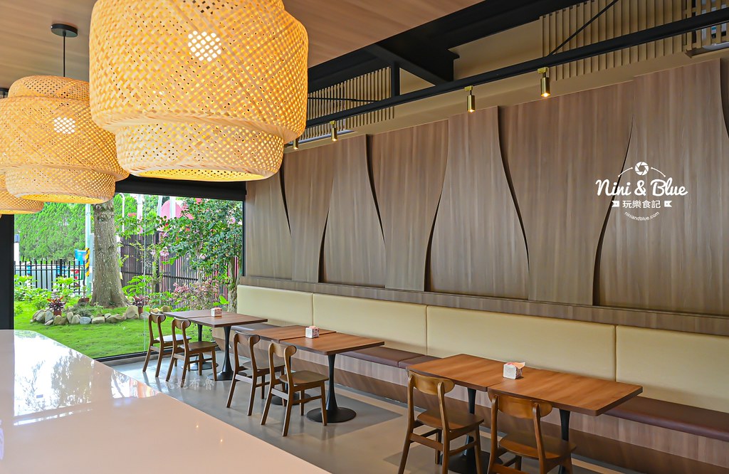 兩兄弟美式河粉，超狂牛肉湯頭濃郁到上癮！紅玉紅茶免費暢飲