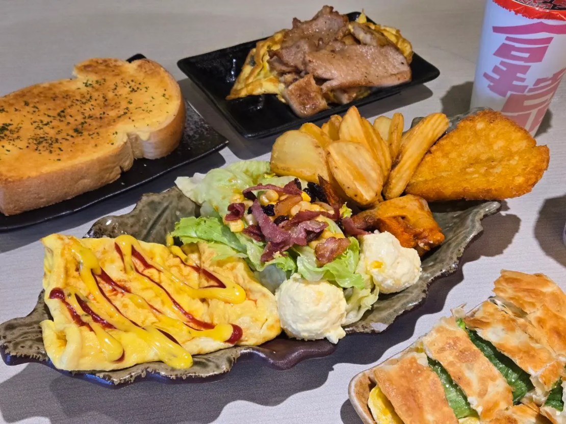 拿靠早午餐 林口忠孝店｜脆皮蛋餅外酥內嫩太邪惡！蘿蔔糕加里肌肉飽足感爆棚！林口早午餐推薦、新北美食推薦、林口打卡餐廳推薦 - 佛系旅遊筆記