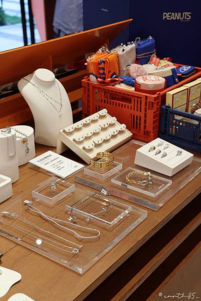 [ 台北美食 ] vacanza crush 假期飾品 × 