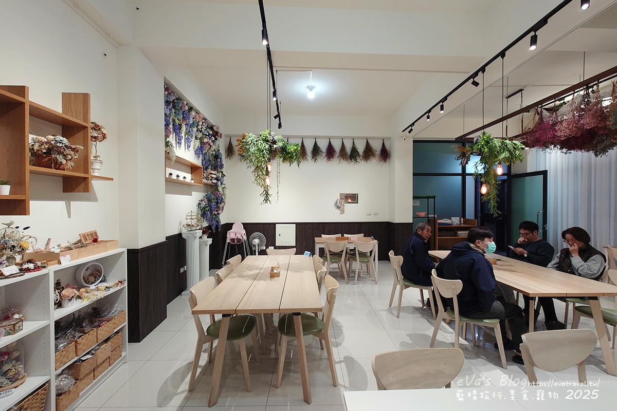 梨幸日和 高雄岡山民宿推薦|近捷運、火車站,舒適家庭房型空間寬敞