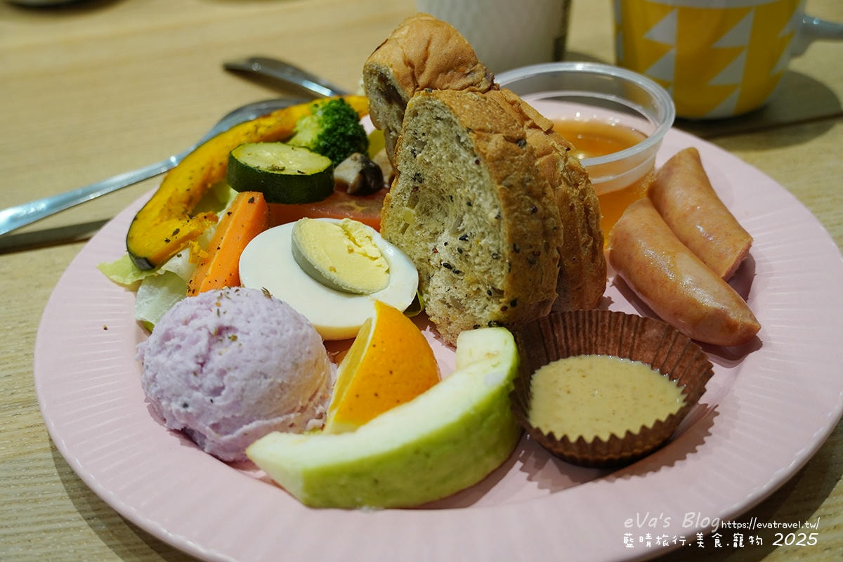 梨幸日和 高雄岡山民宿推薦|近捷運、火車站,舒適家庭房型空間寬敞