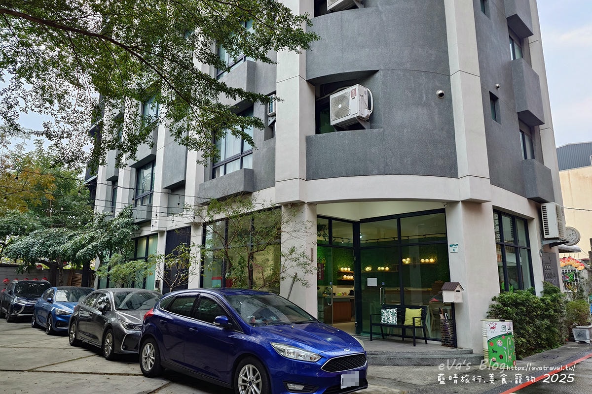 梨幸日和 高雄岡山民宿推薦|近捷運、火車站,舒適家庭房型空間寬敞