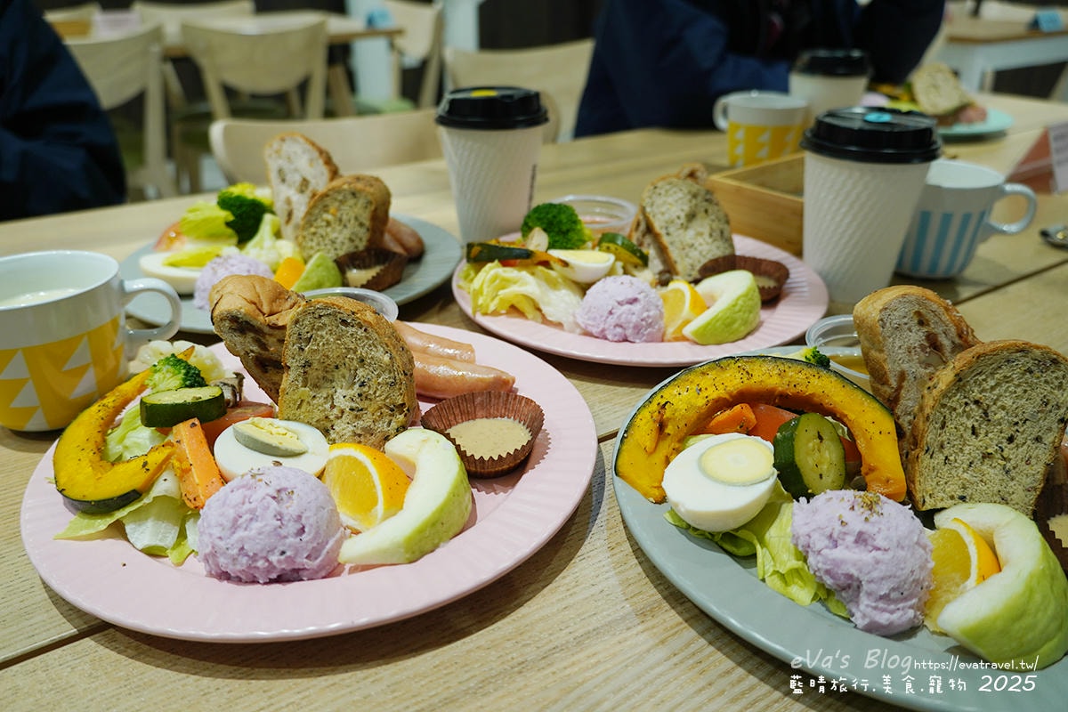 梨幸日和 高雄岡山民宿推薦|近捷運、火車站,舒適家庭房型空間寬敞