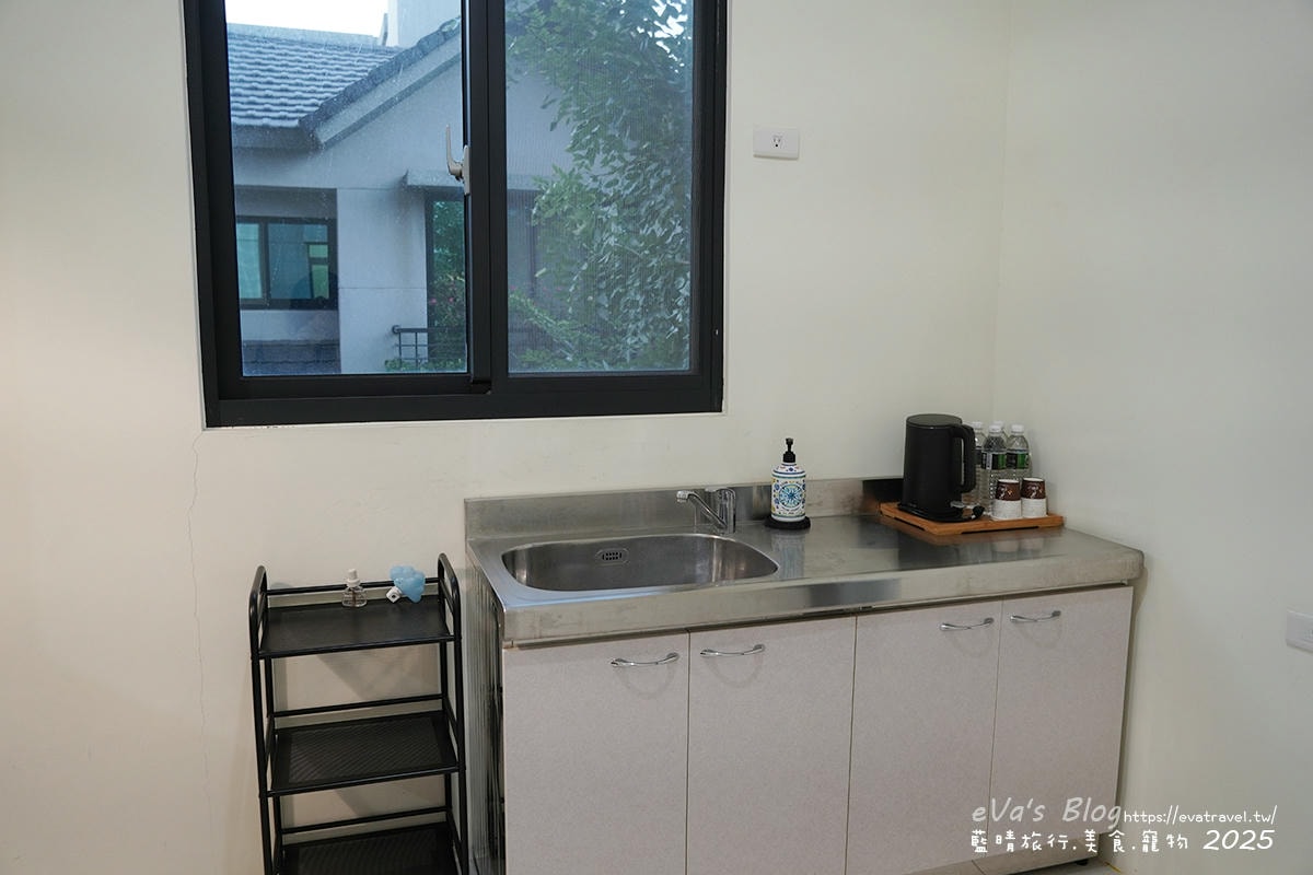 梨幸日和 高雄岡山民宿推薦|近捷運、火車站,舒適家庭房型空間寬敞