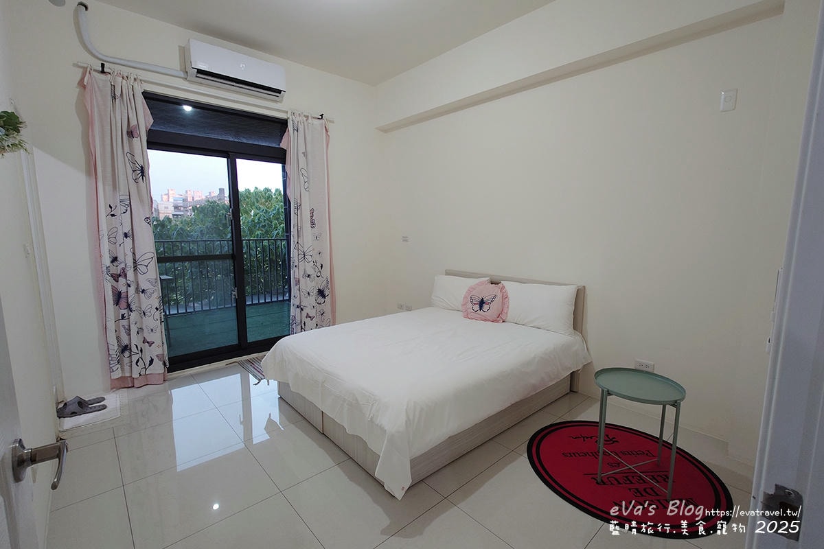 梨幸日和 高雄岡山民宿推薦|近捷運、火車站,舒適家庭房型空間寬敞